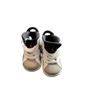 Nike Air‎ Jordan Retro 6 Toddler Sneakers White/Gray/Black Size 4c